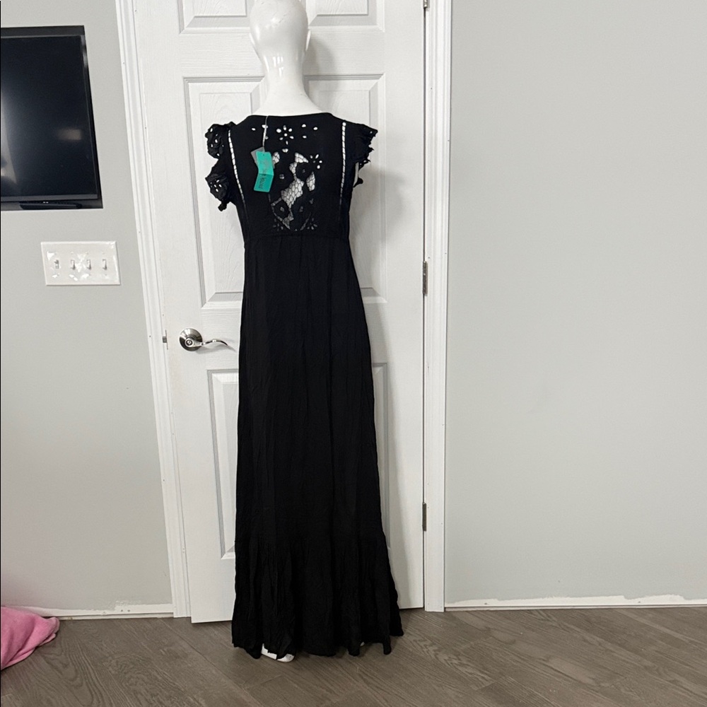 Tiare Hawaii Elegant Black Maxi Dress - Picture 5 of 8